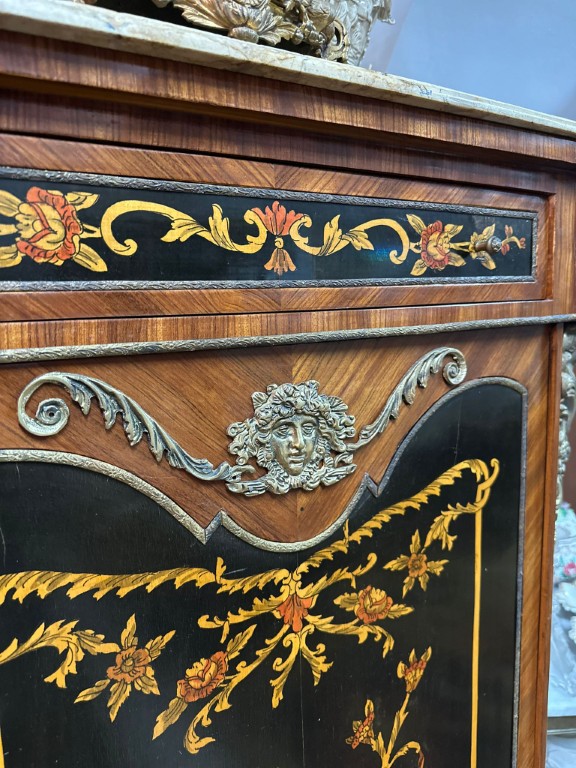 Piesa de mobilier rafinată, cu influențe franceze Louis XV/ Napoleon III - imagine 8