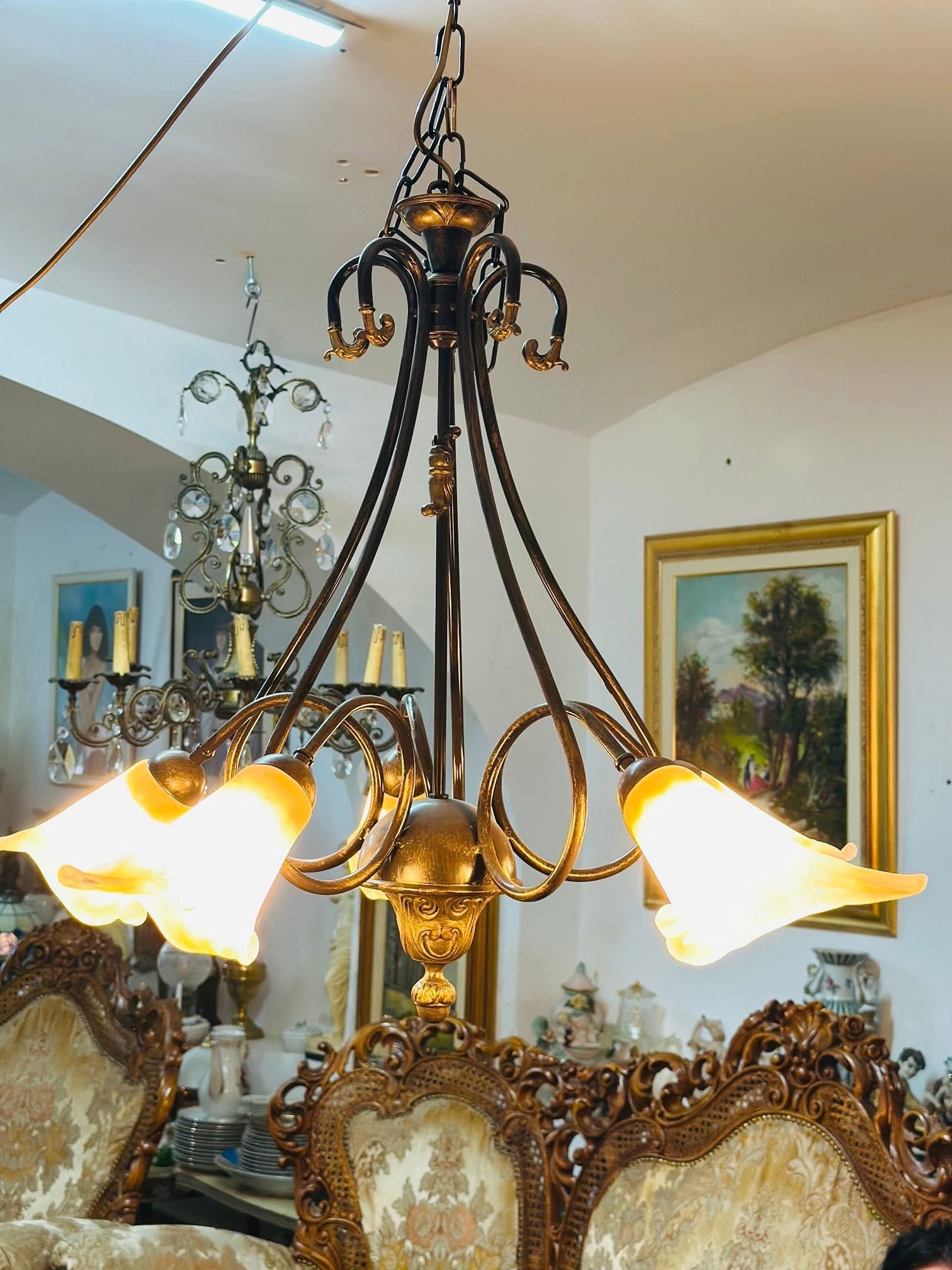 Candelabru/lustra in stil Art Nouveau