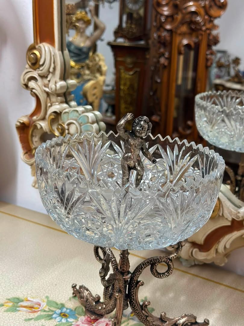 Centru de masă Fructiera din cristal cu amoras