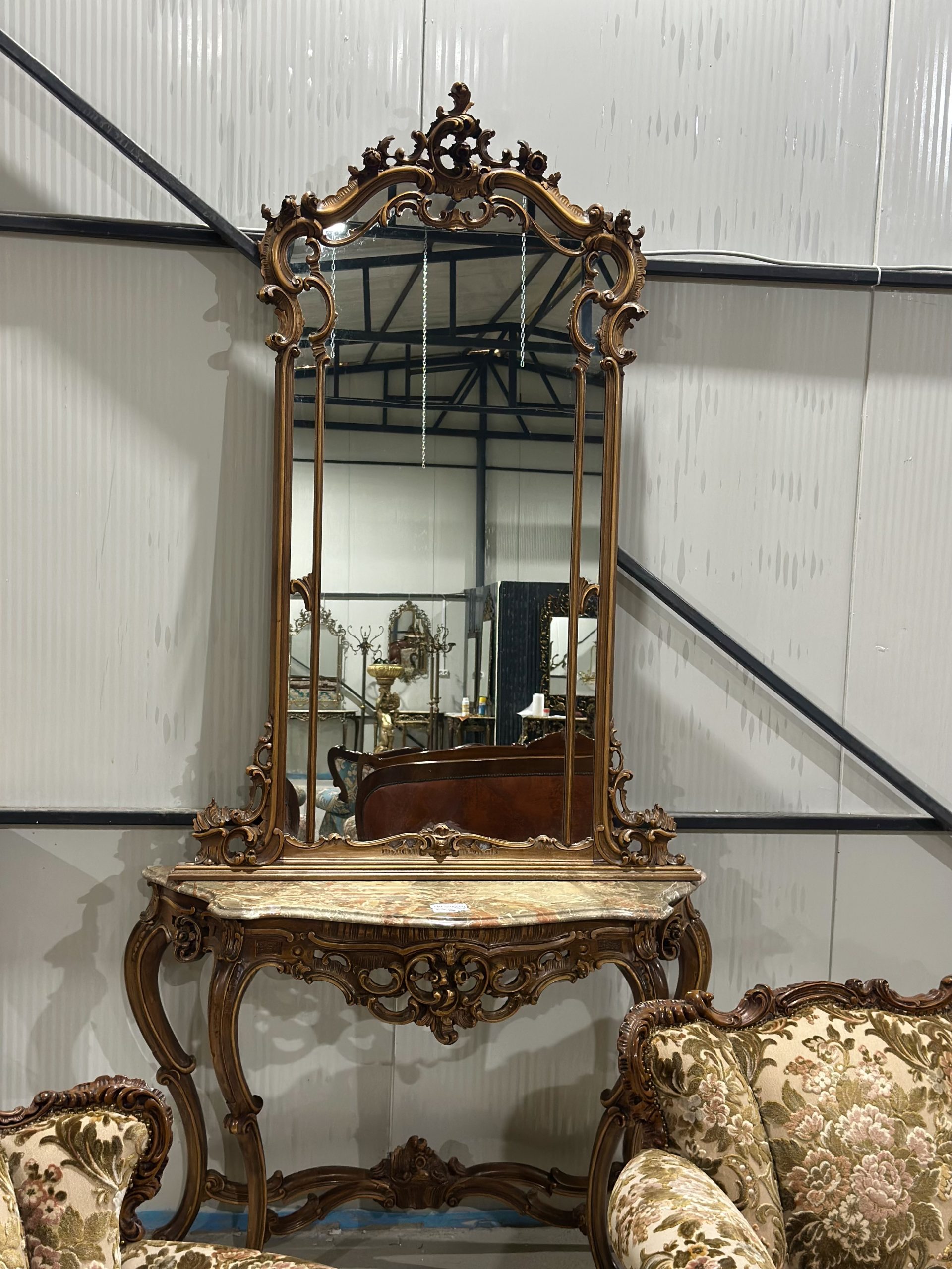 Consolă cu oglindă din lemn stilul baroc