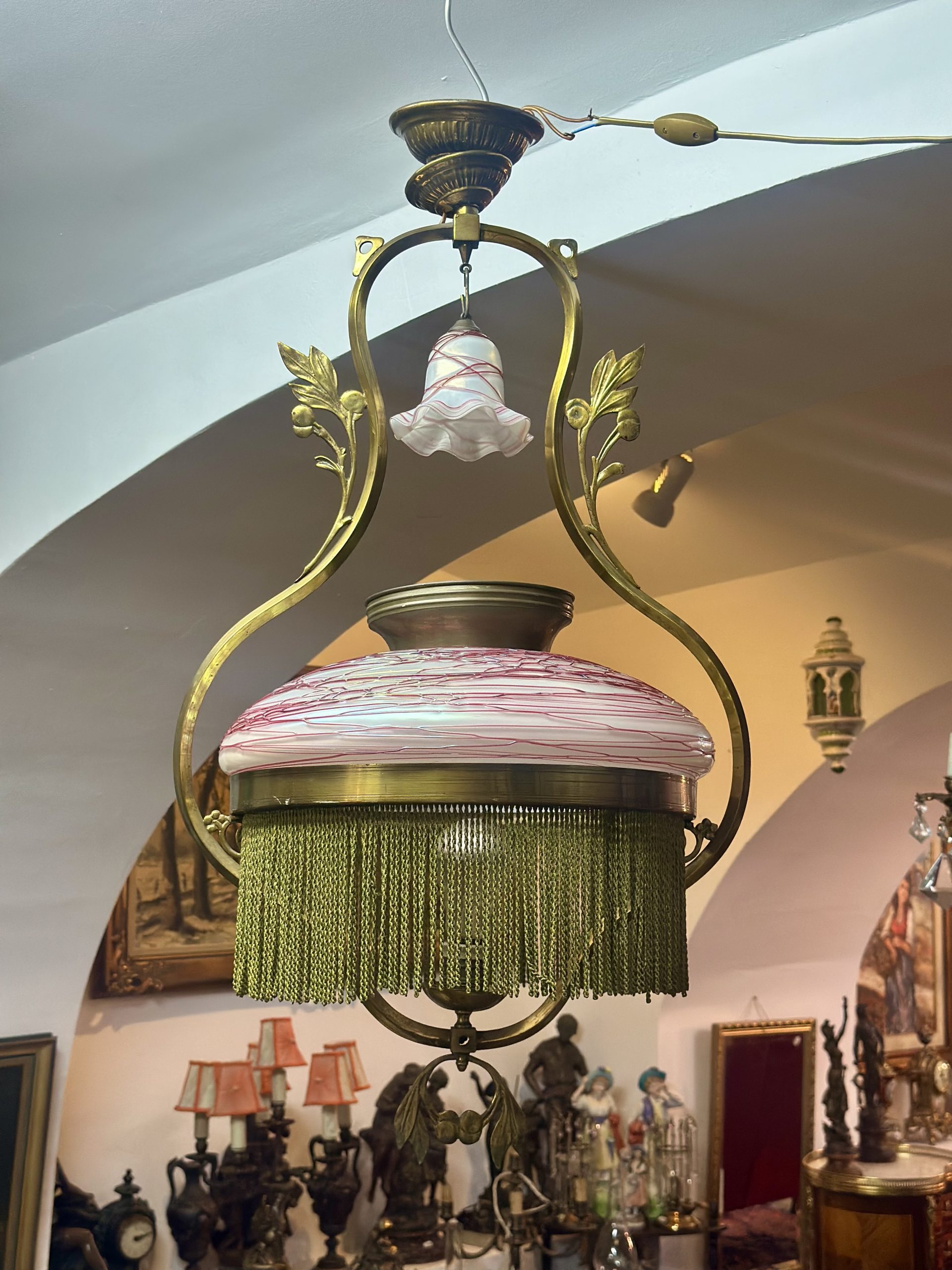 Lustra tip pendul stilul Art nouveau