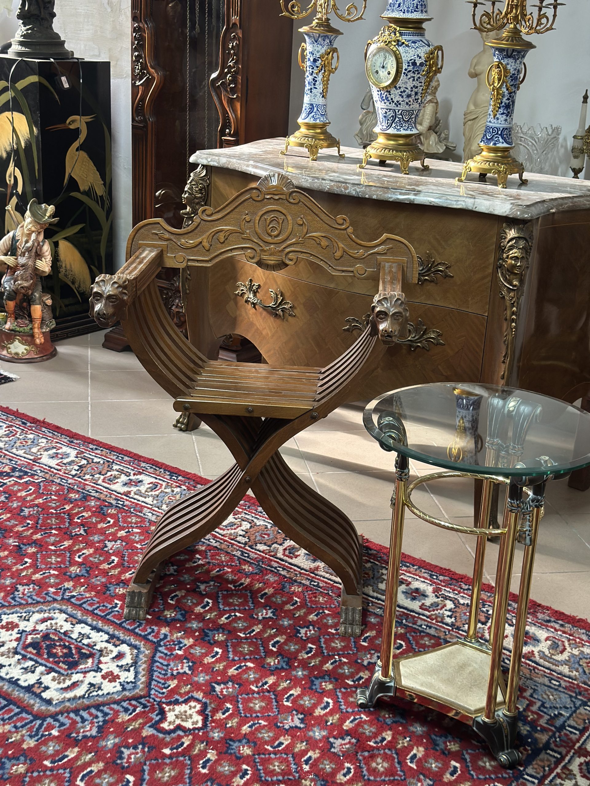 Elegant scaun savonarola pliabil din lemn stil renaștere